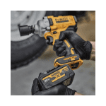 Masina de insurubat cu impact cu 2 acumulatori DeWalt DCF892P2T