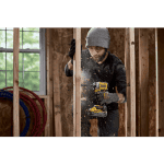 Masina de insurubat cu impact cu 2 acumulatori 1.7Ah DeWalt DCF860E2T