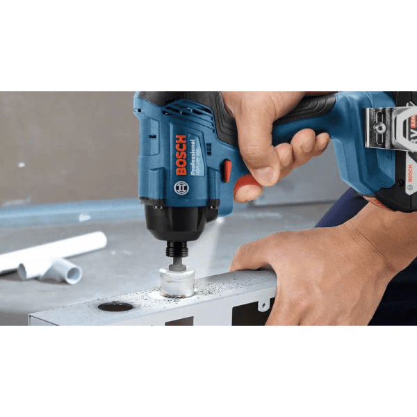 Masina de insurubat cu impact fara acumulator Bosch GDR 180-Li
