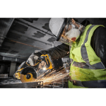 Taietor de placi ceramice fara acumulatori DeWalt DCS438N